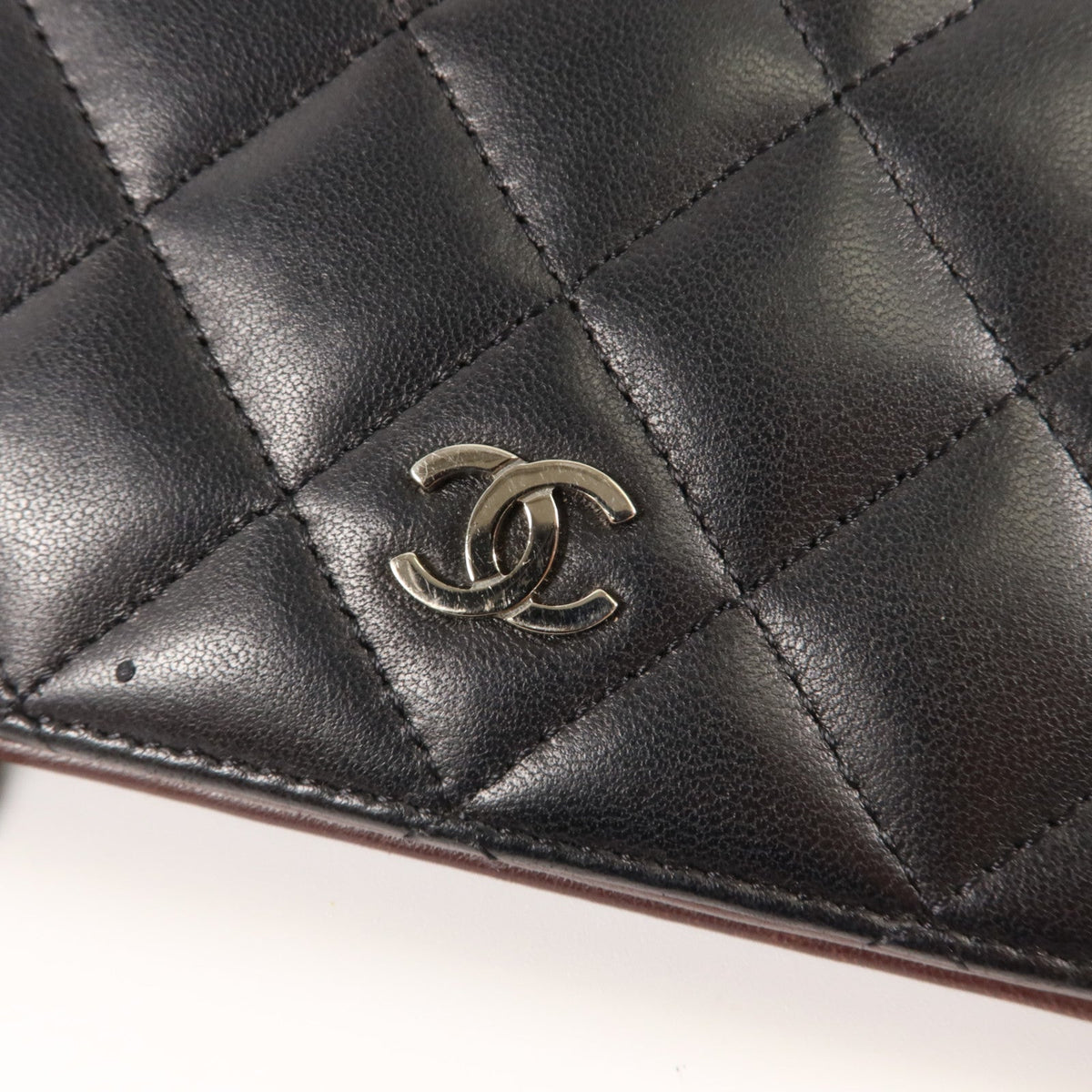 Chanel CC Bifold Wallet · Lambskin