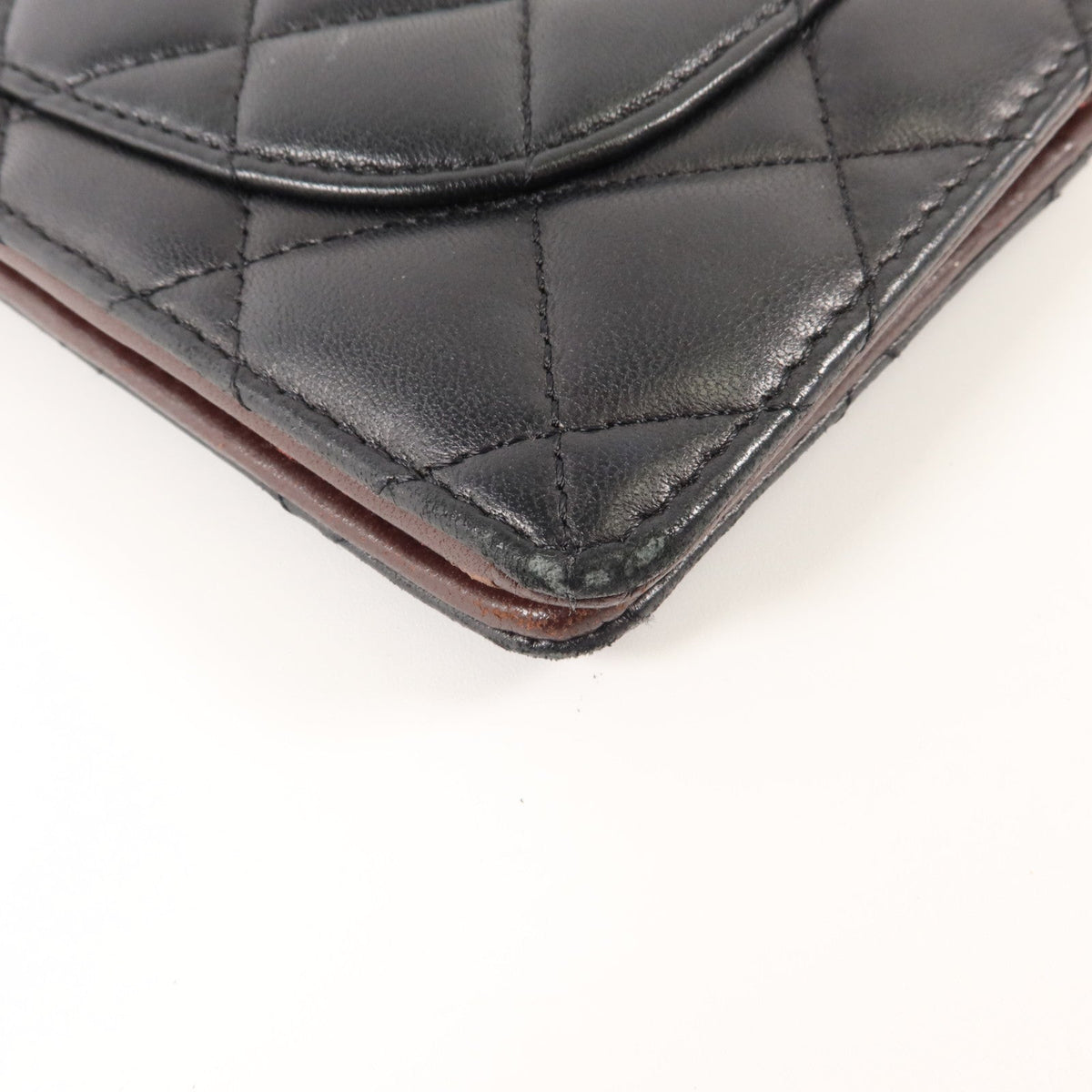 Chanel CC Bifold Wallet · Lambskin