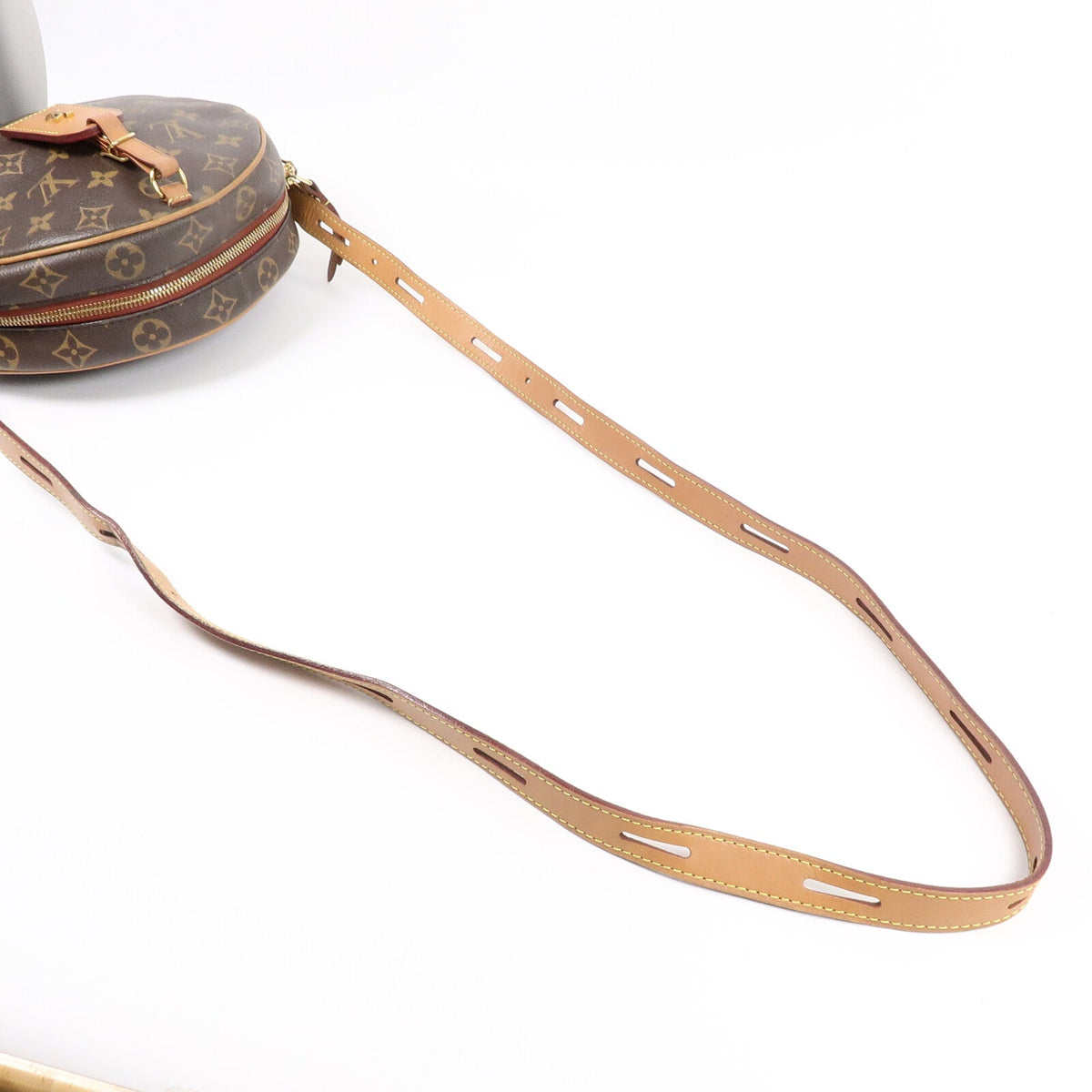 Louis Vuitton Boîte Chapeau Souple · Monogram