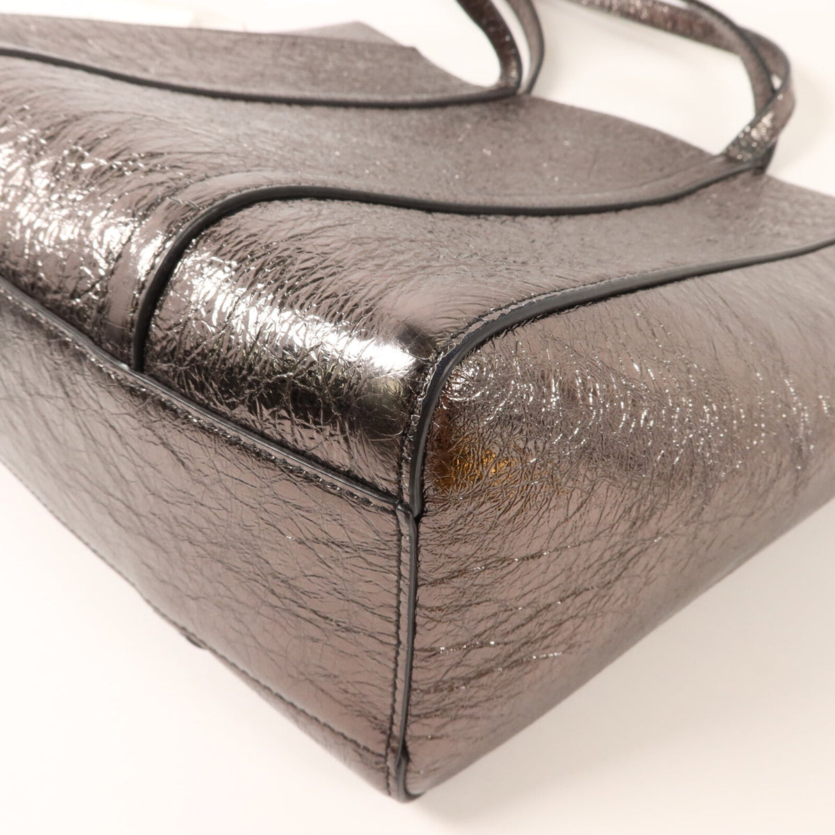 Balenciaga Everyday Tote · Calfskin