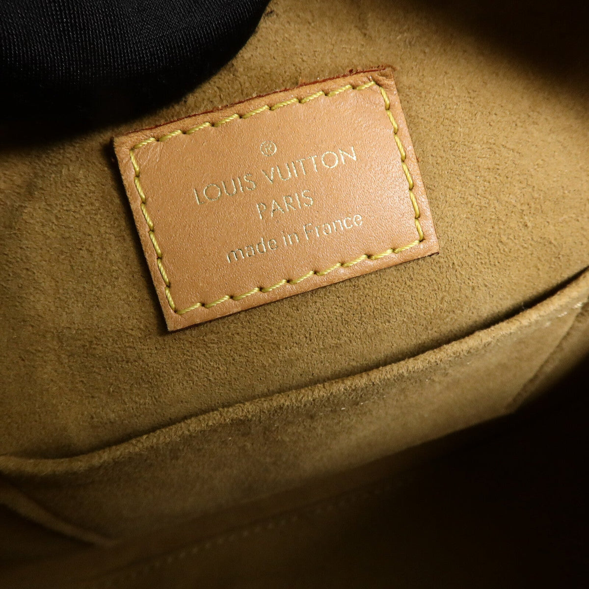 Louis Vuitton Boîte Chapeau Souple · Monogram