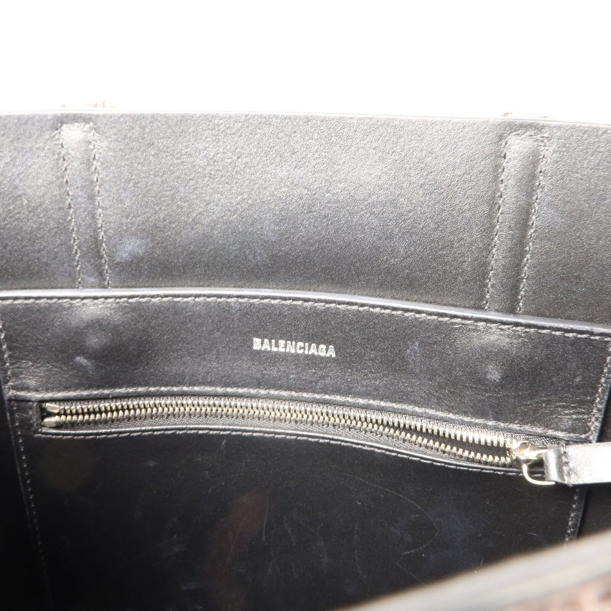 Balenciaga Everyday Tote · Calfskin