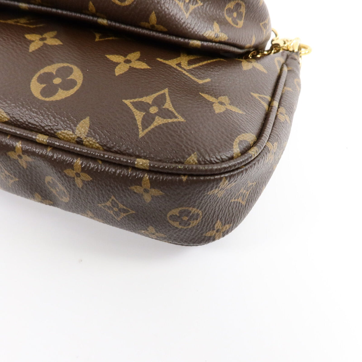 Louis Vuitton Multi Pochette · Monogram