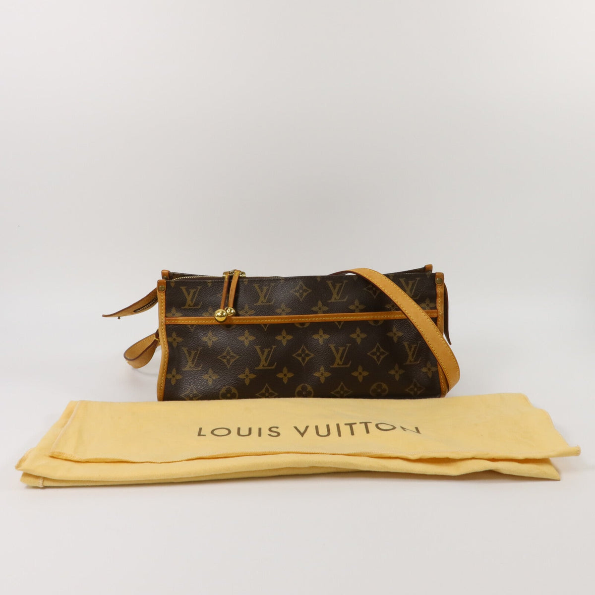Louis Vuitton Popincourt Long · Monogram