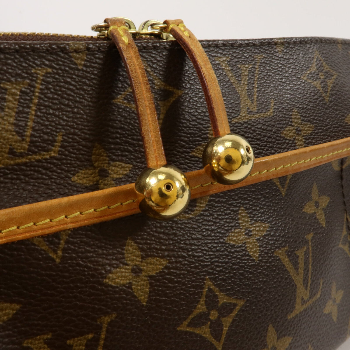 Louis Vuitton Popincourt Long · Monogram