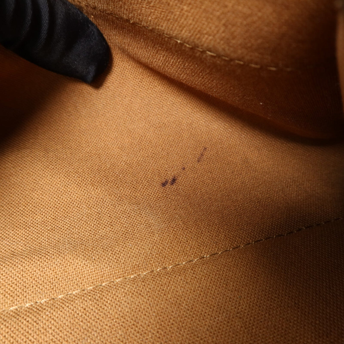Louis Vuitton Popincourt Long · Monogram