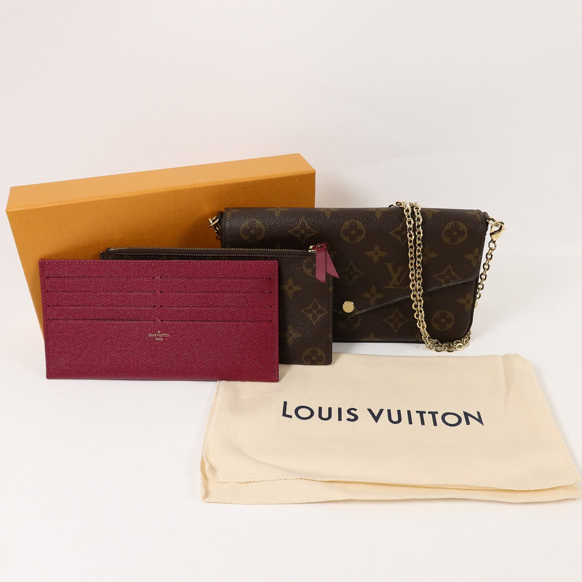 Louis Vuitton Pochette Félicie · Monogram