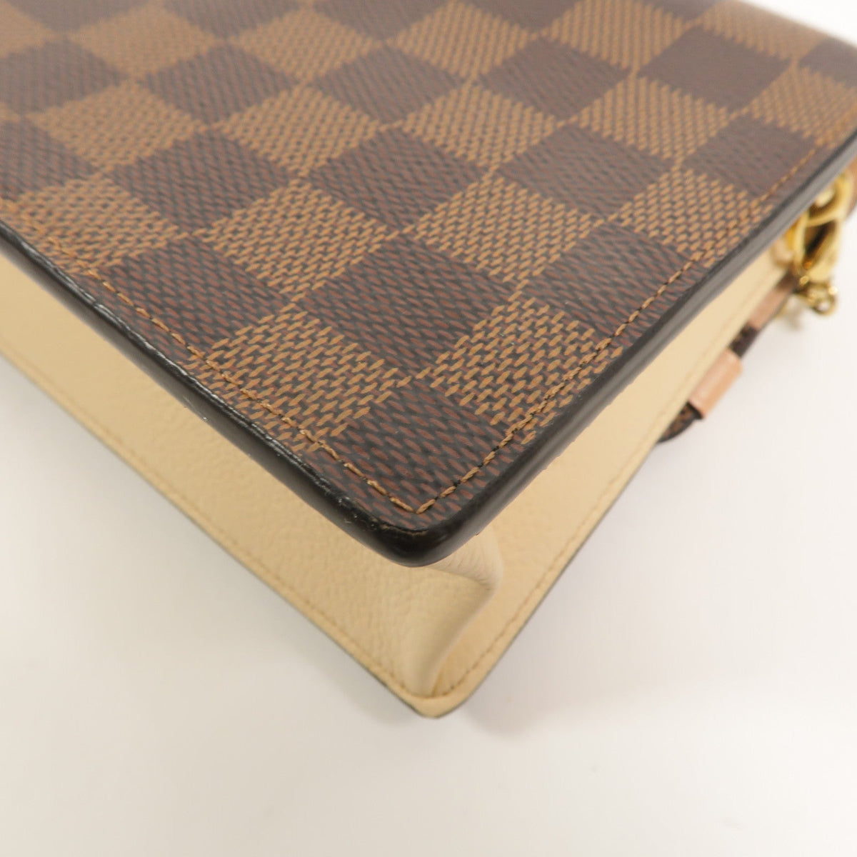 Louis Vuitton Vavin Chain Wallet · Damier