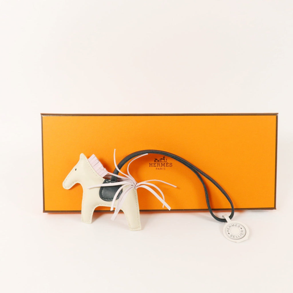 Hermès Rodeo PM · Milo Lambskin Charm