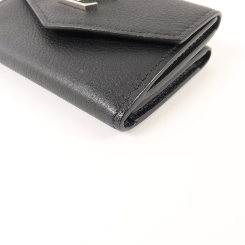 Louis Vuitton Lock Me Mini · Calfskin