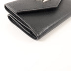 Louis Vuitton Lock Me Mini · Calfskin