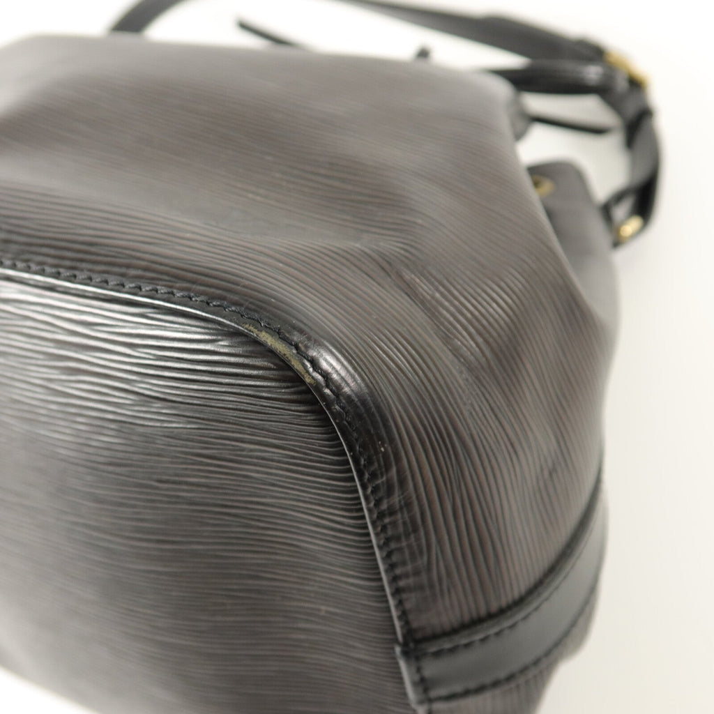 Louis Vuitton Petit Noé · Epi Leather