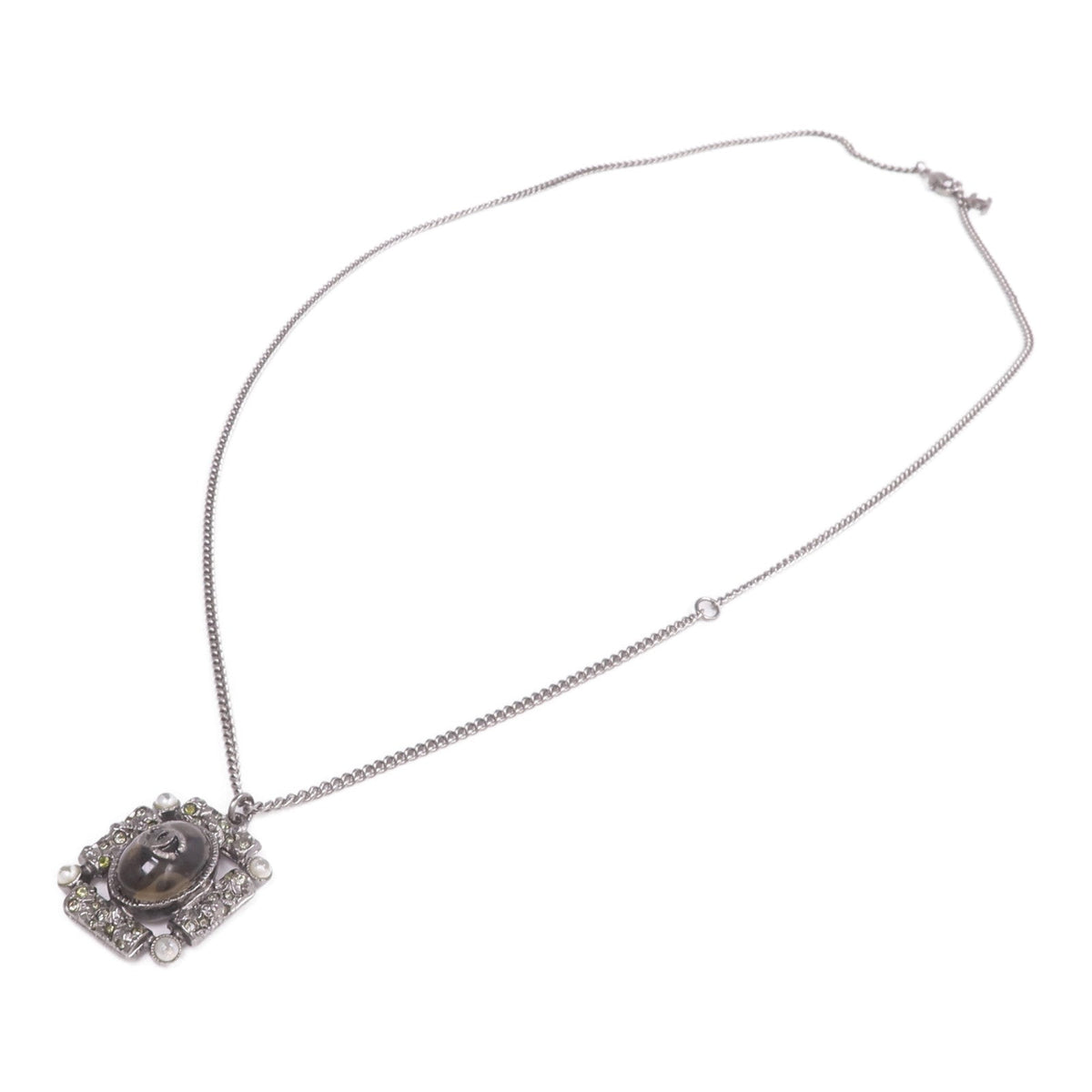 Chanel CC Necklace · Silver