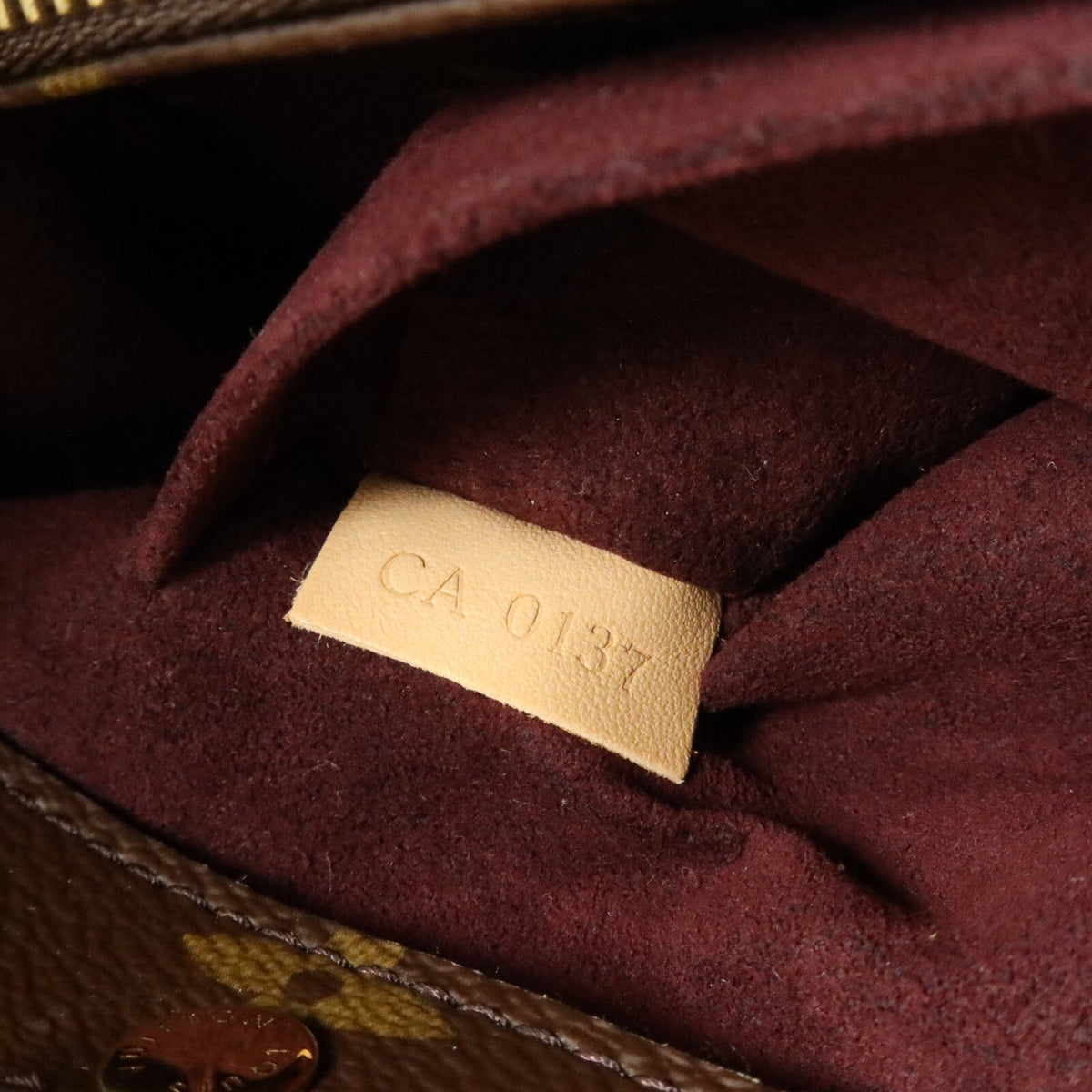 Louis Vuitton Montaigne BB · Monogram