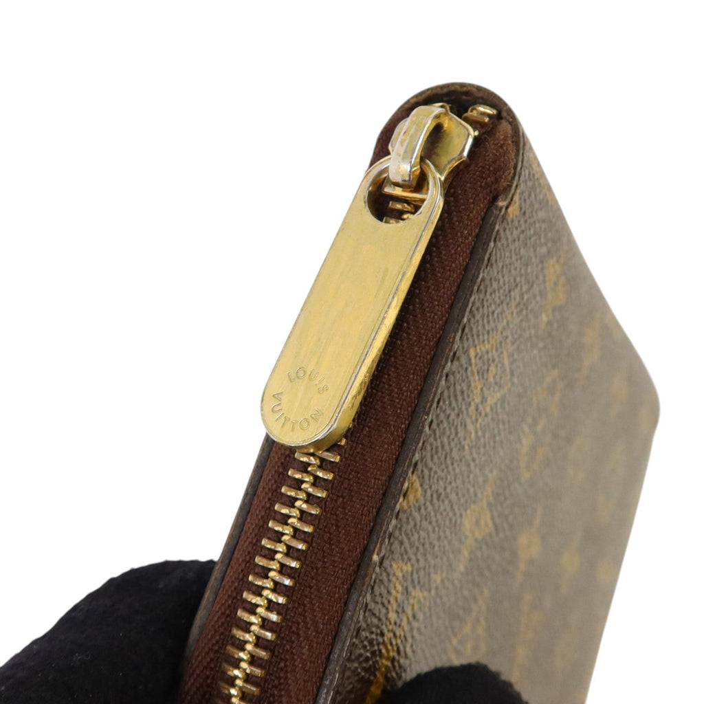 Louis Vuitton Zippy Wallet · Monogram