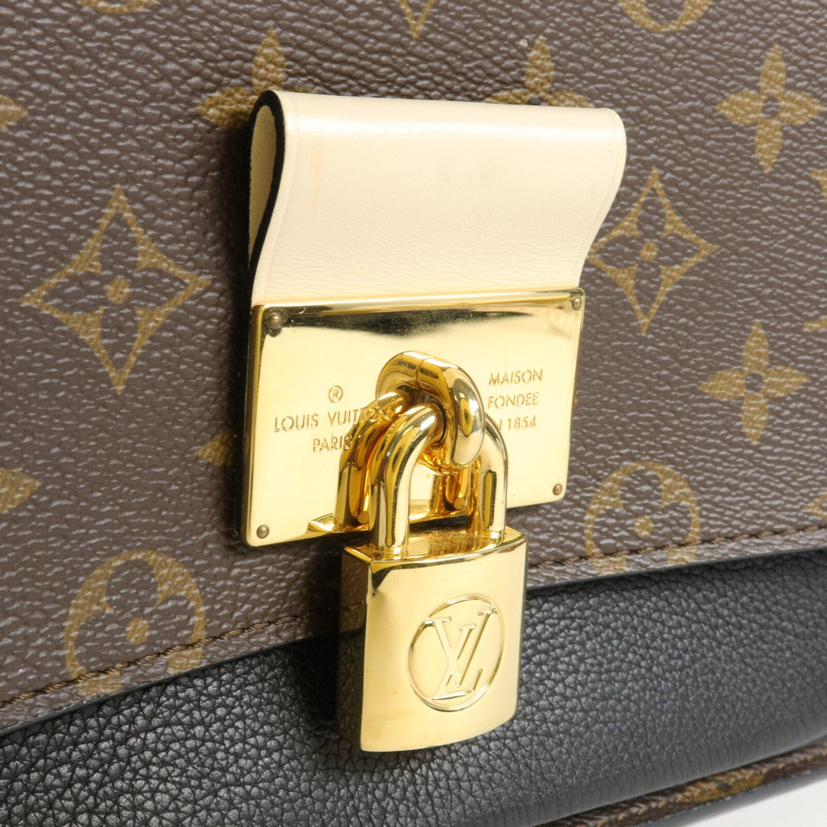 Louis Vuitton Vaugirard · Monogram