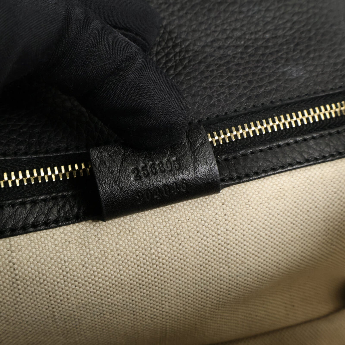 Gucci Bamboo · Calfskin