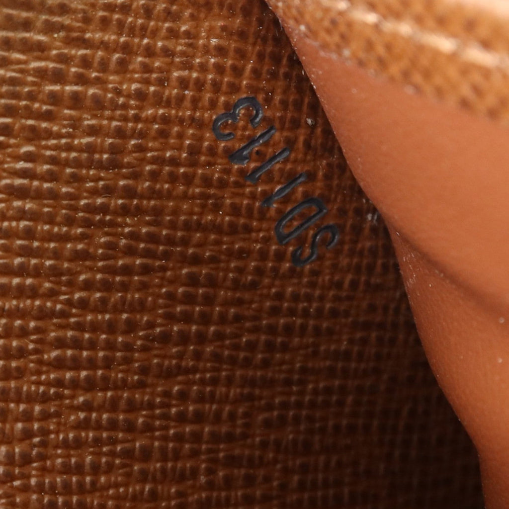 Louis Vuitton Zippy Wallet · Monogram