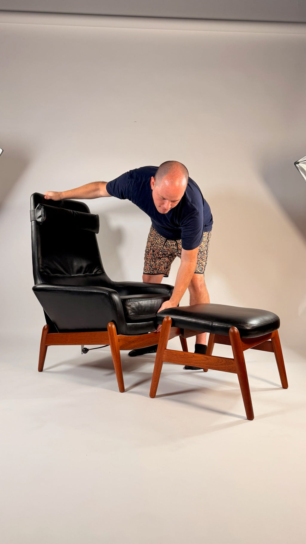 Rare Arnold Madsen & Schubell - MS30 High back Recliner