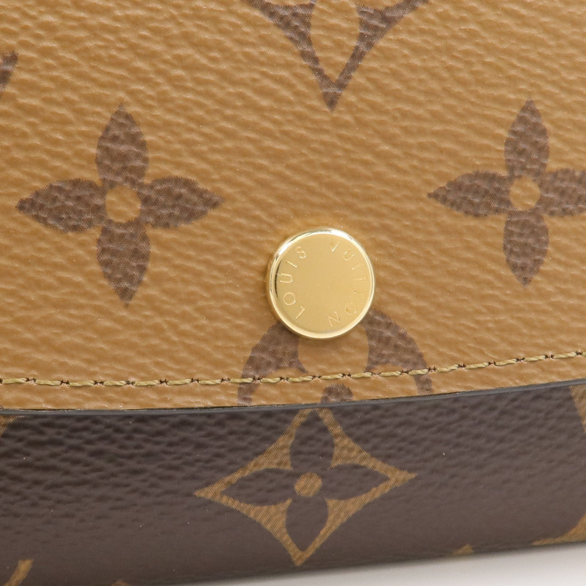 Louis Vuitton Emilie · Monogram Reverse