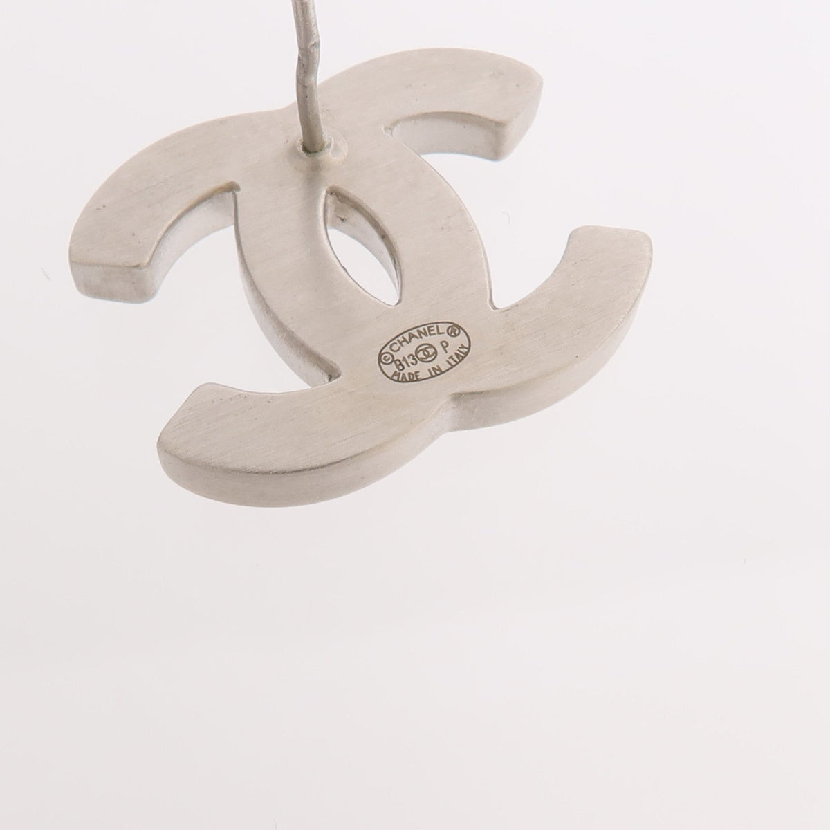 Chanel CC · Metal Earrings