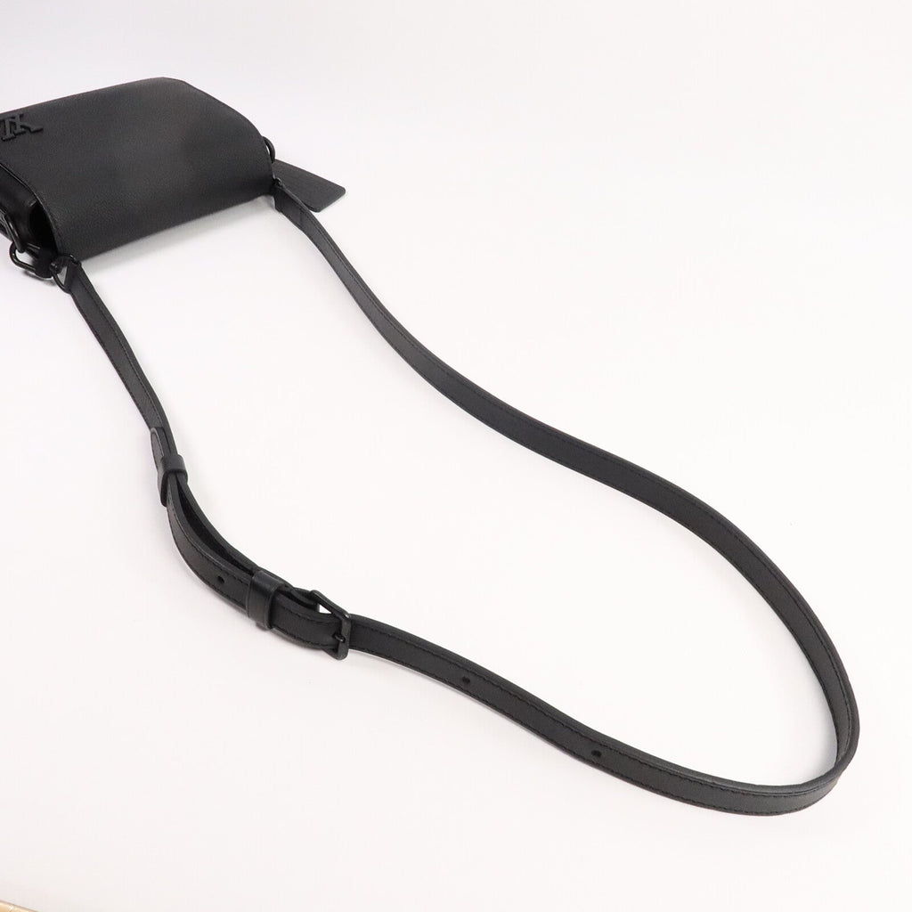 Louis Vuitton Fastline · Calfskin