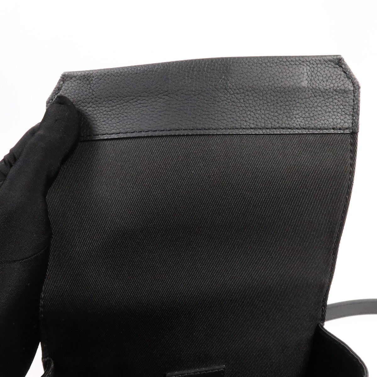 Louis Vuitton Fastline · Calfskin