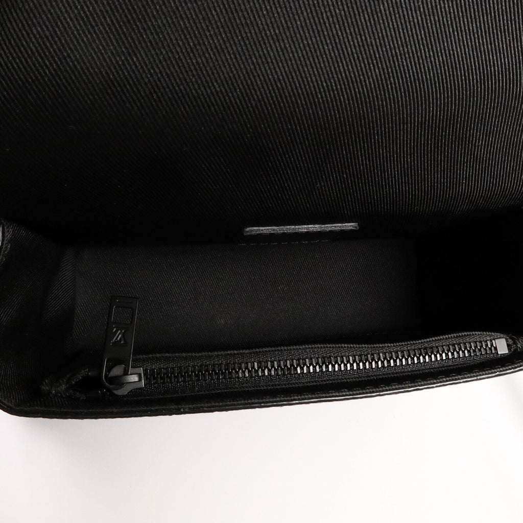 Louis Vuitton Fastline · Calfskin