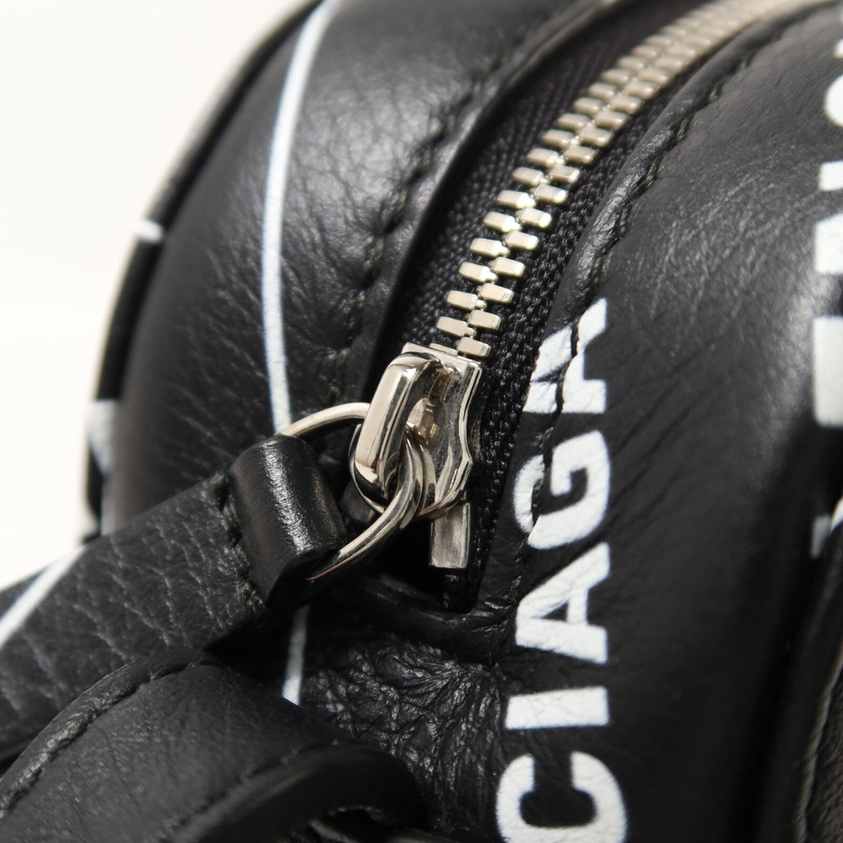 Balenciaga · Calfskin · Bicolor