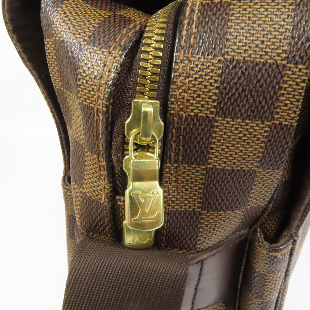 Louis Vuitton Naviglio · Damier