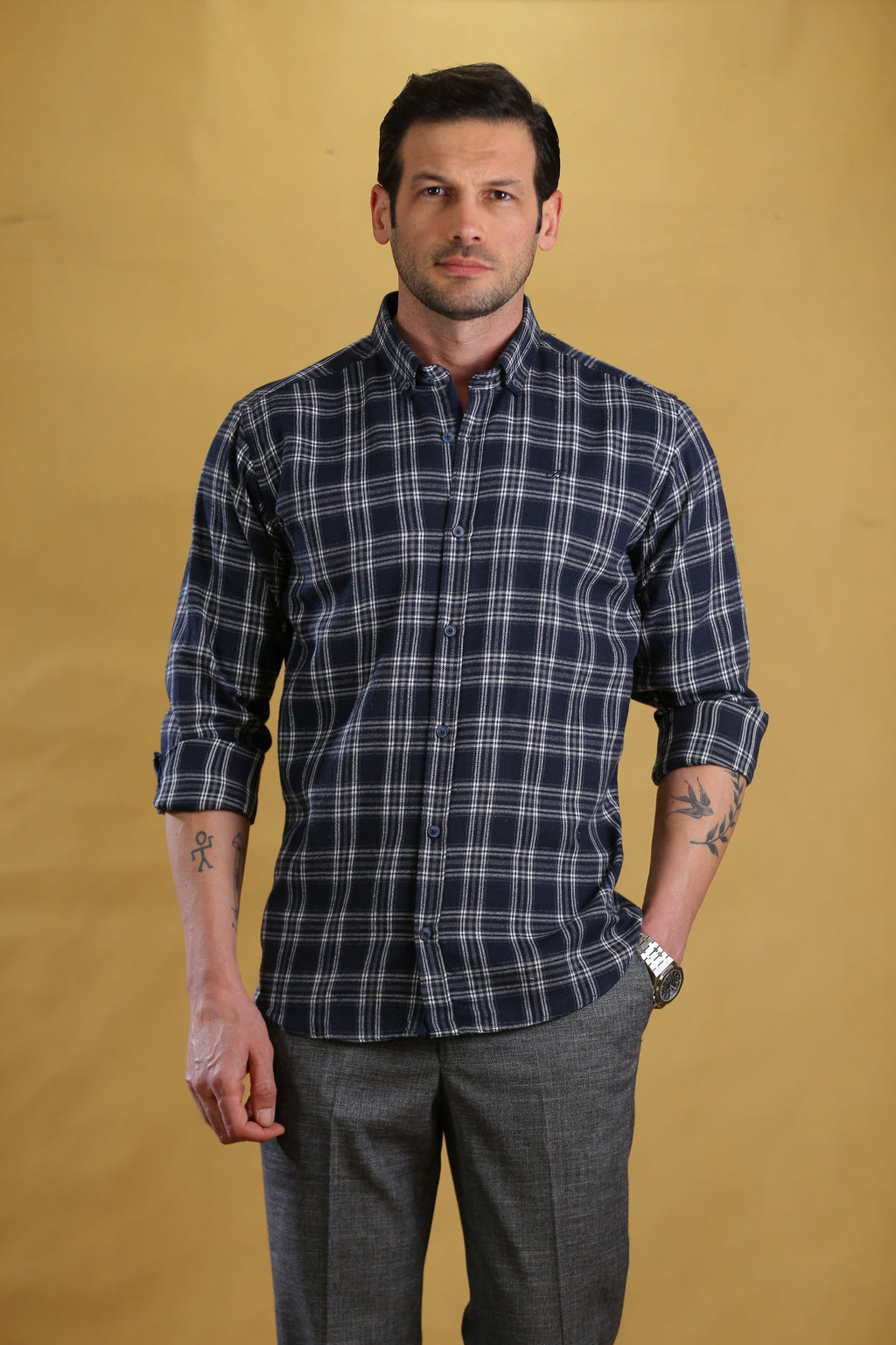 The Woodsman Shirt(Navy Plaid)