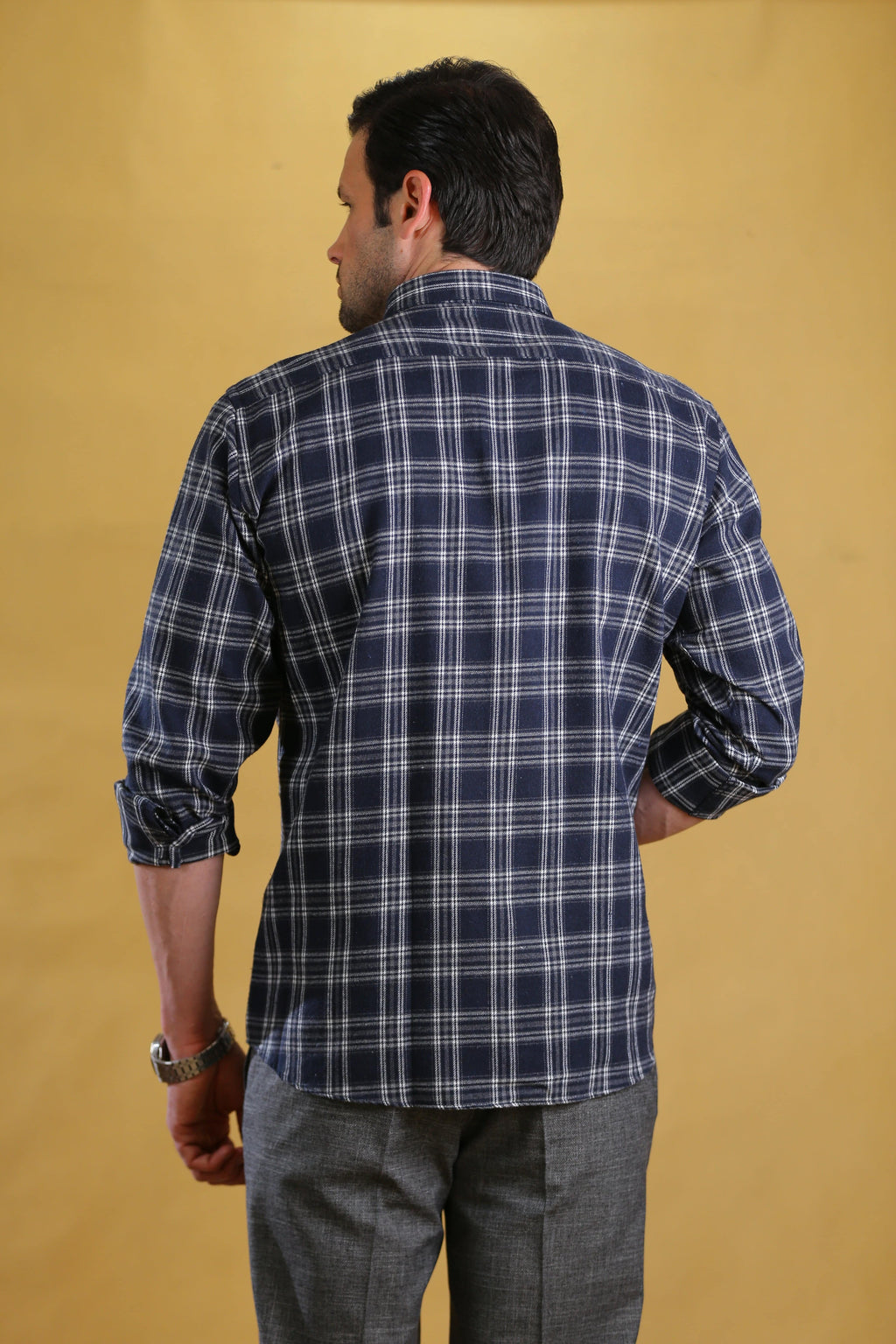 The Woodsman Shirt(Navy Plaid)