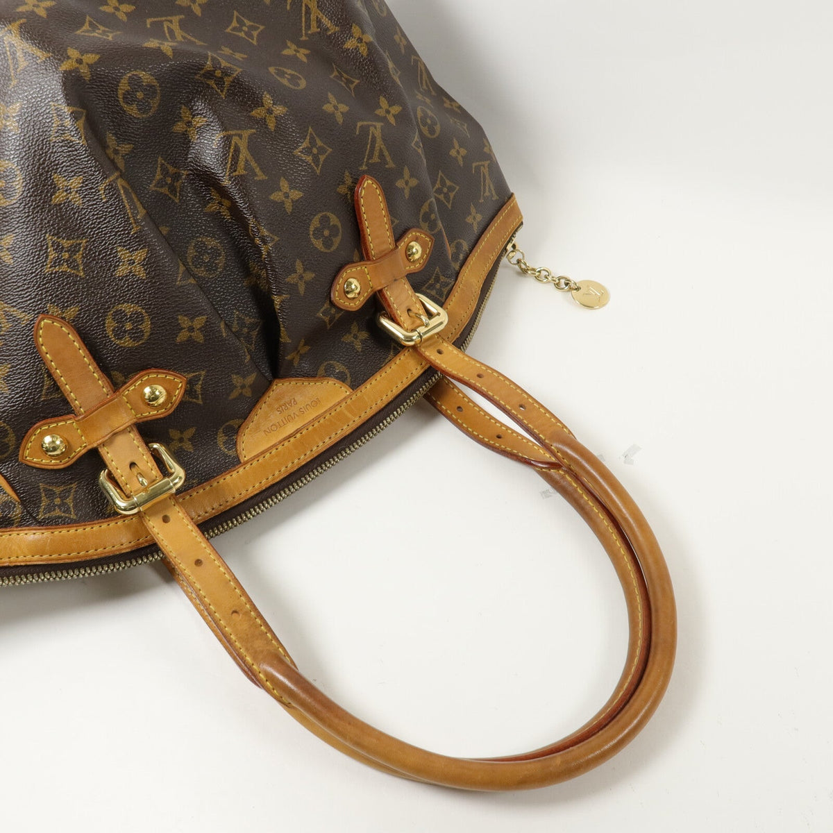 Louis Vuitton Tivoli GM · Monogram