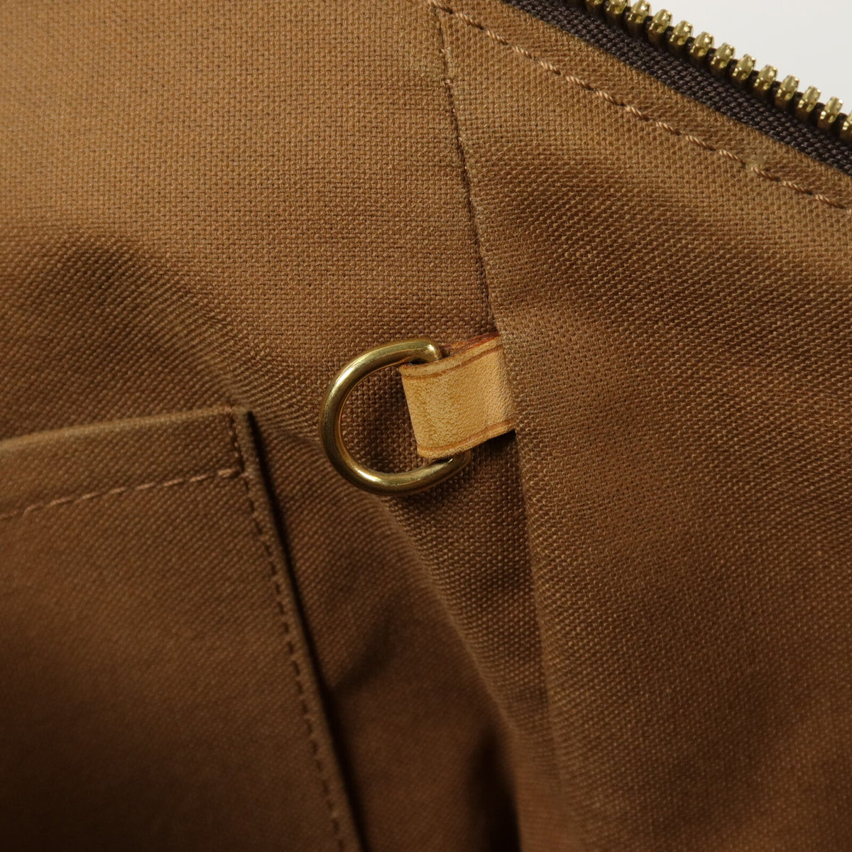 Louis Vuitton Tivoli GM · Monogram