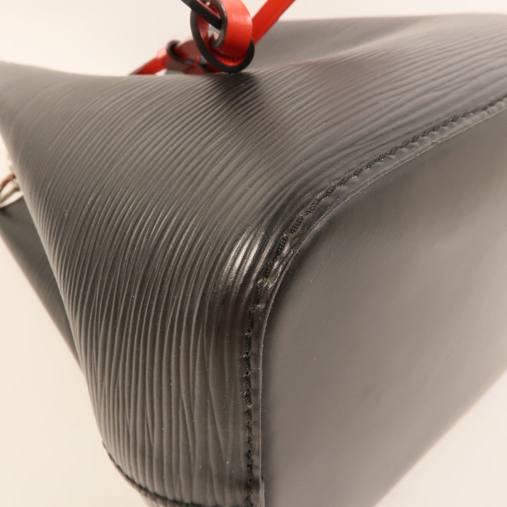 Louis Vuitton NéoNoé BB · Épi Leather
