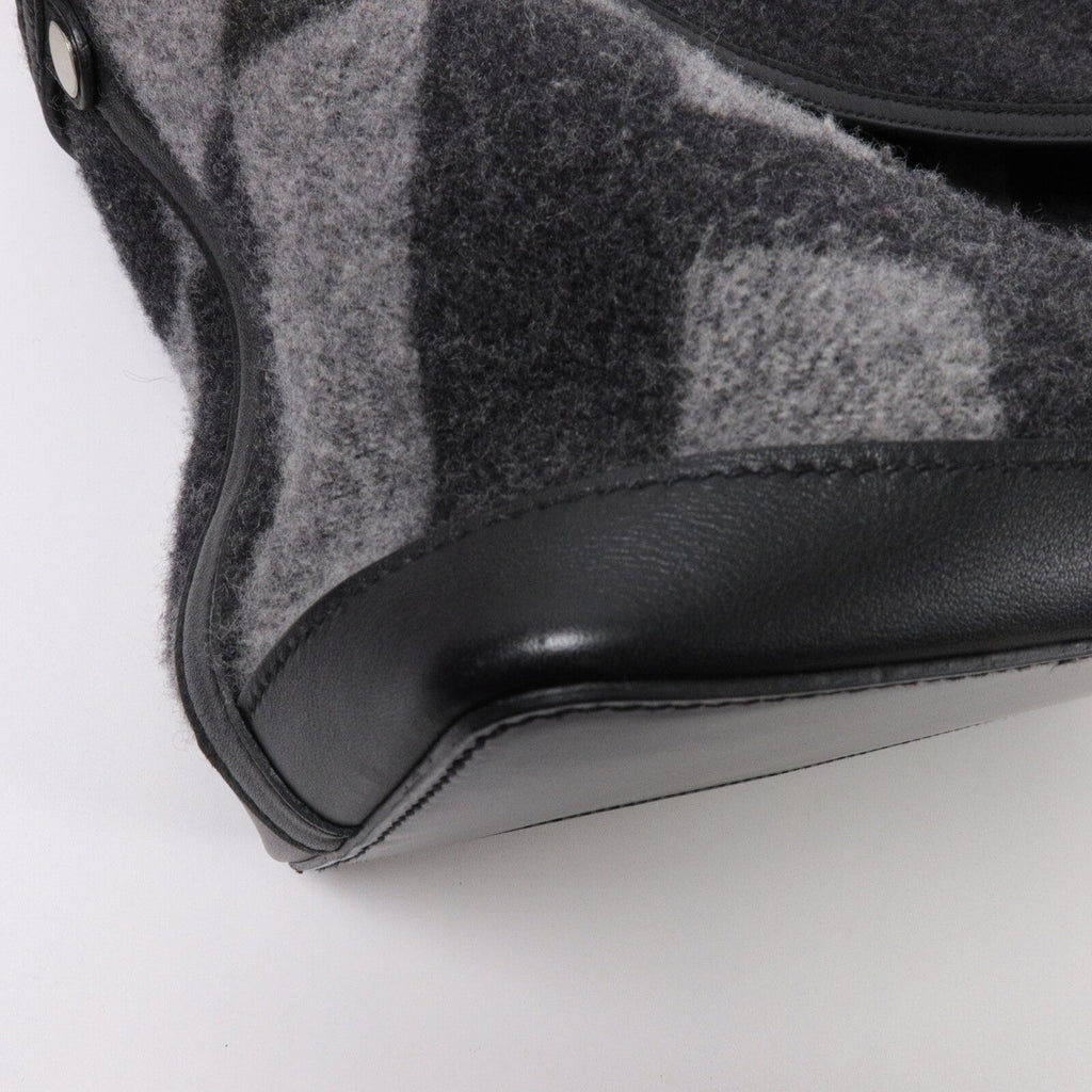 Hermès Col Roule 25 · Wool & Hunter
