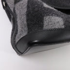 Hermès Col Roule 25 · Wool & Hunter