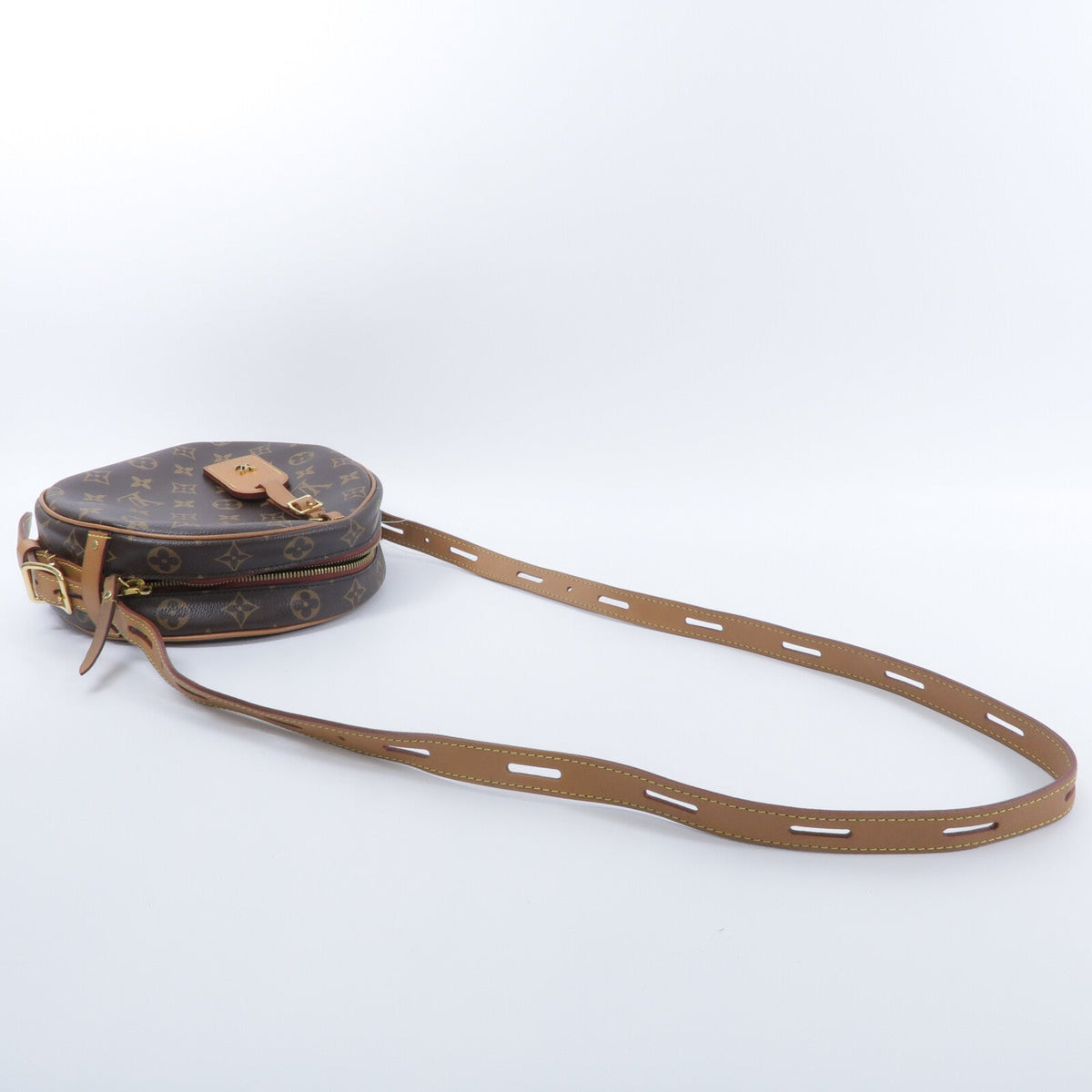 Louis Vuitton Boîte Chapeau Souple MM · Monogram