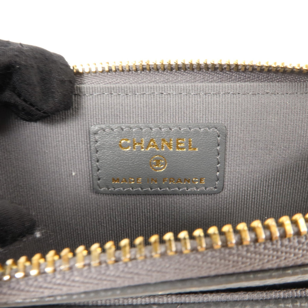 Chanel CC Logo · Zipper Wallet · Calfskin
