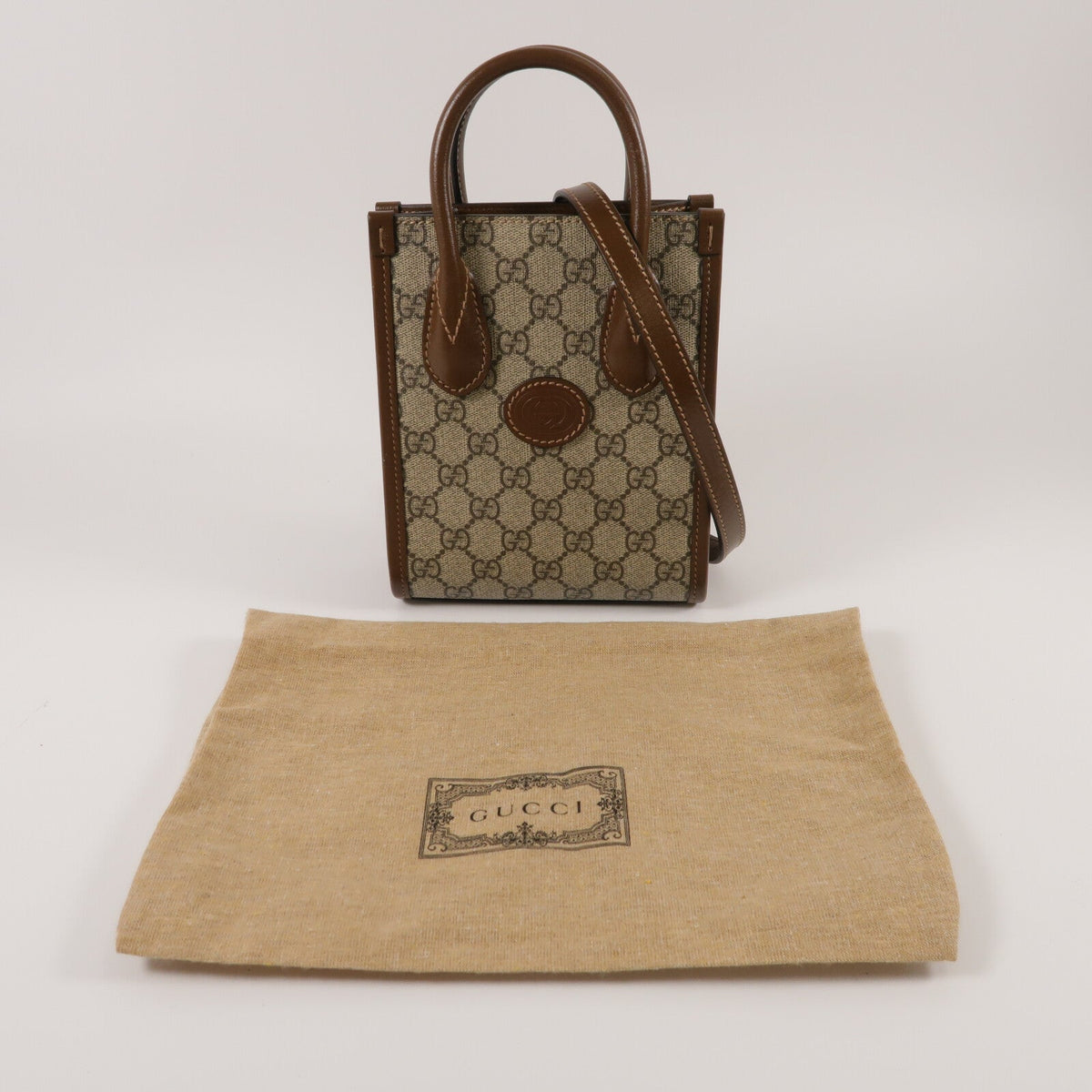 Gucci Interlocking G Mini · GG Canvas