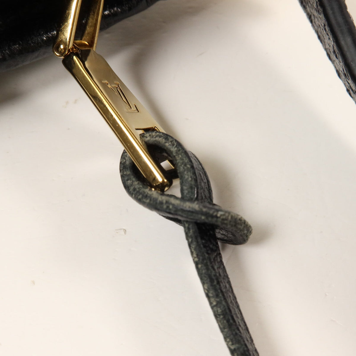 Louis Vuitton Carryall PM · Monogram Empreinte