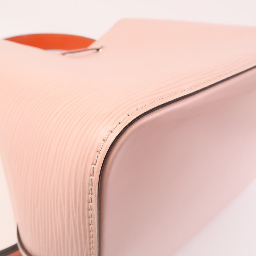 Louis Vuitton Neo Noe · Epi Leather