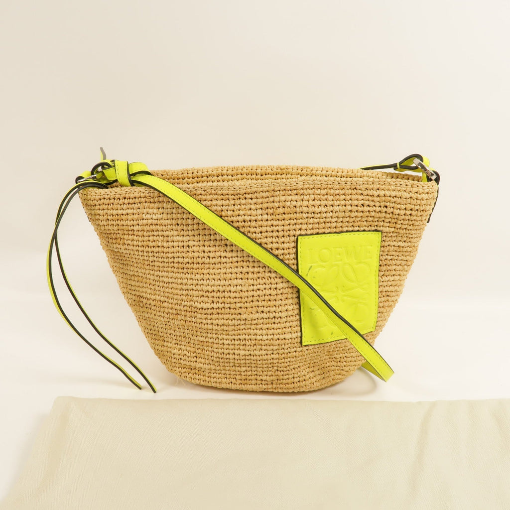 Loewe Slit Pochette · Raffia