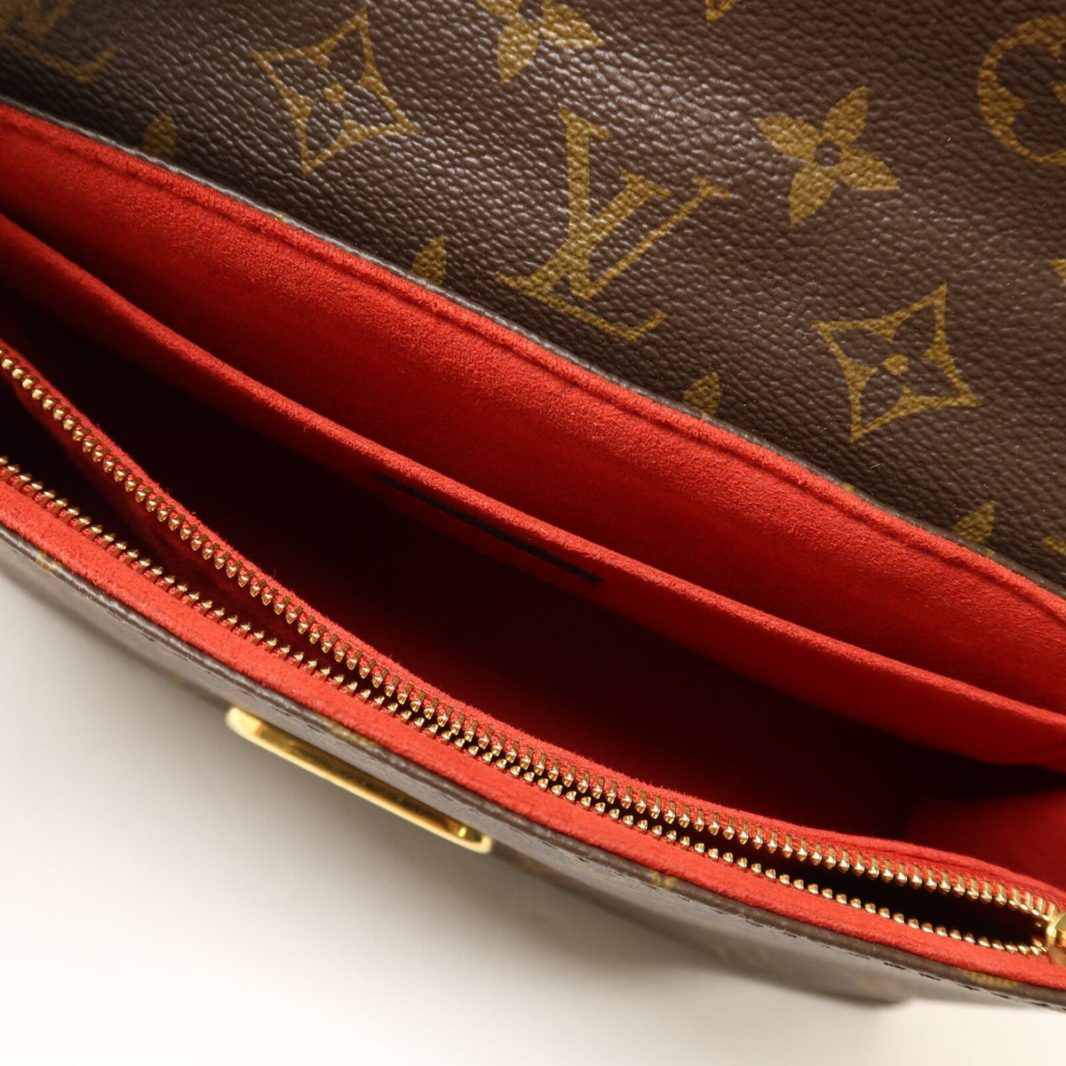 Louis Vuitton Saint Placide · Monogram