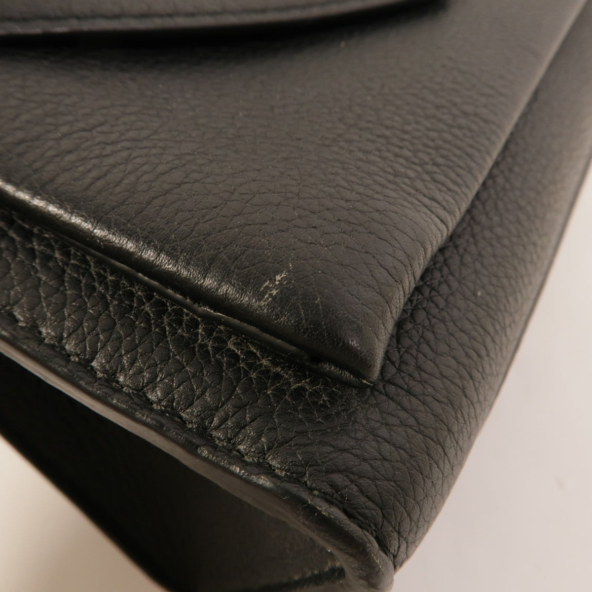 Louis Vuitton Mylockme · Calfskin