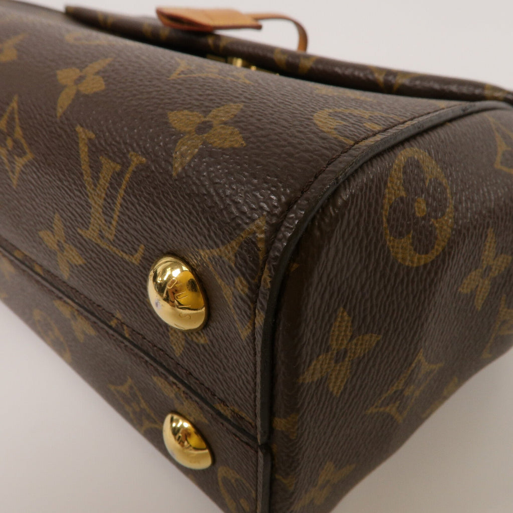Louis Vuitton Cluny BB · Monogram