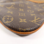 Louis Vuitton Pochette Bosphore · Monogram