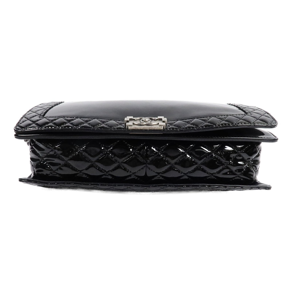 Chanel Reverso Boy XL · Patent Leather