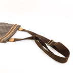 Louis Vuitton Pochette Bosphore · Monogram