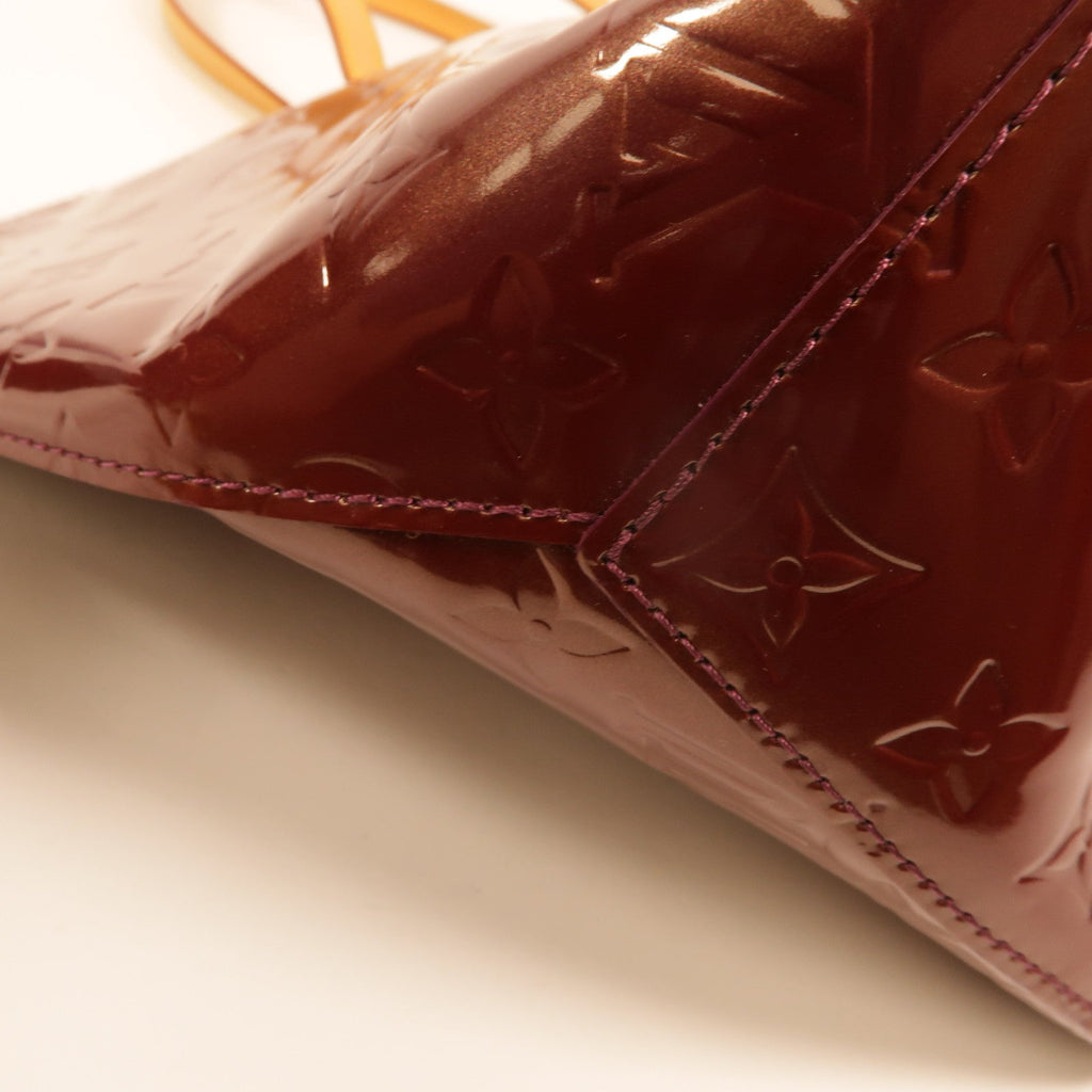 Louis Vuitton Bellevue GM · Monogram Vernis
